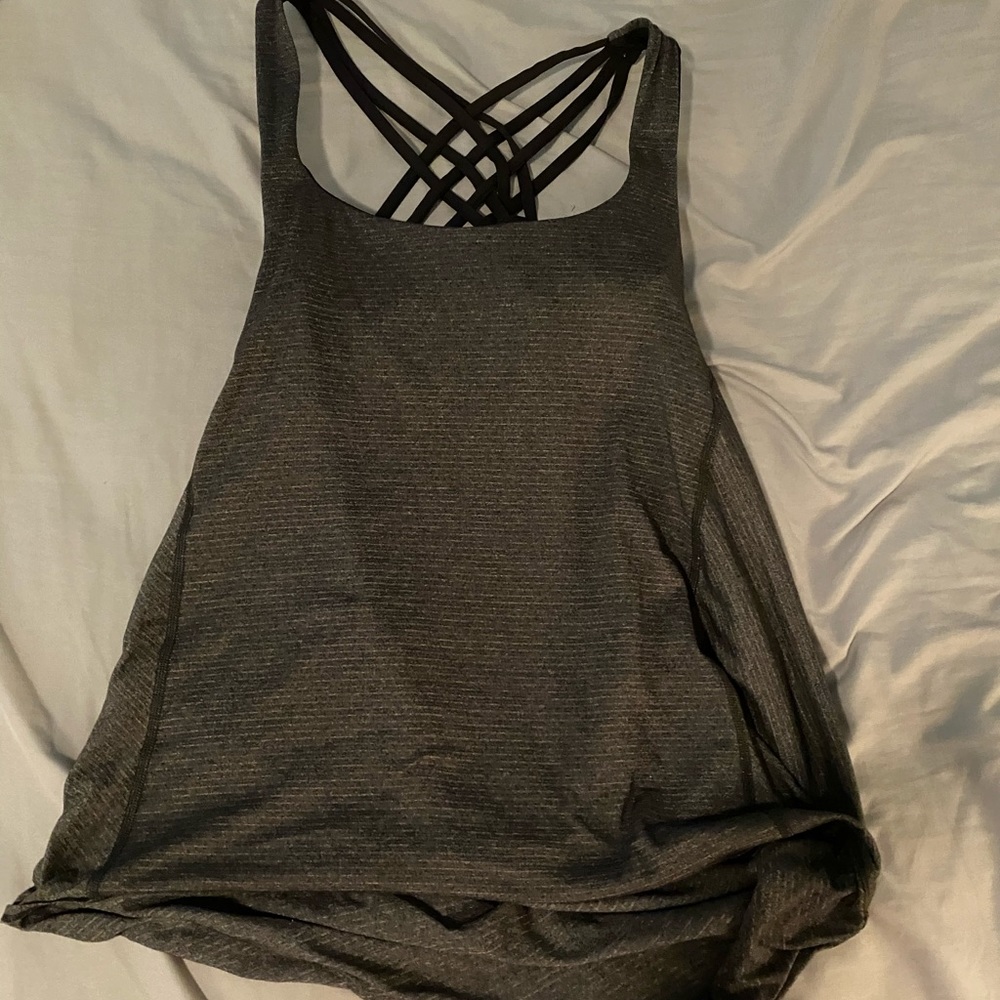 Lululemon gray tank with built in bra